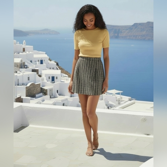 👌Metaphor Black & White Mini Skirt - Picture 1 of 3